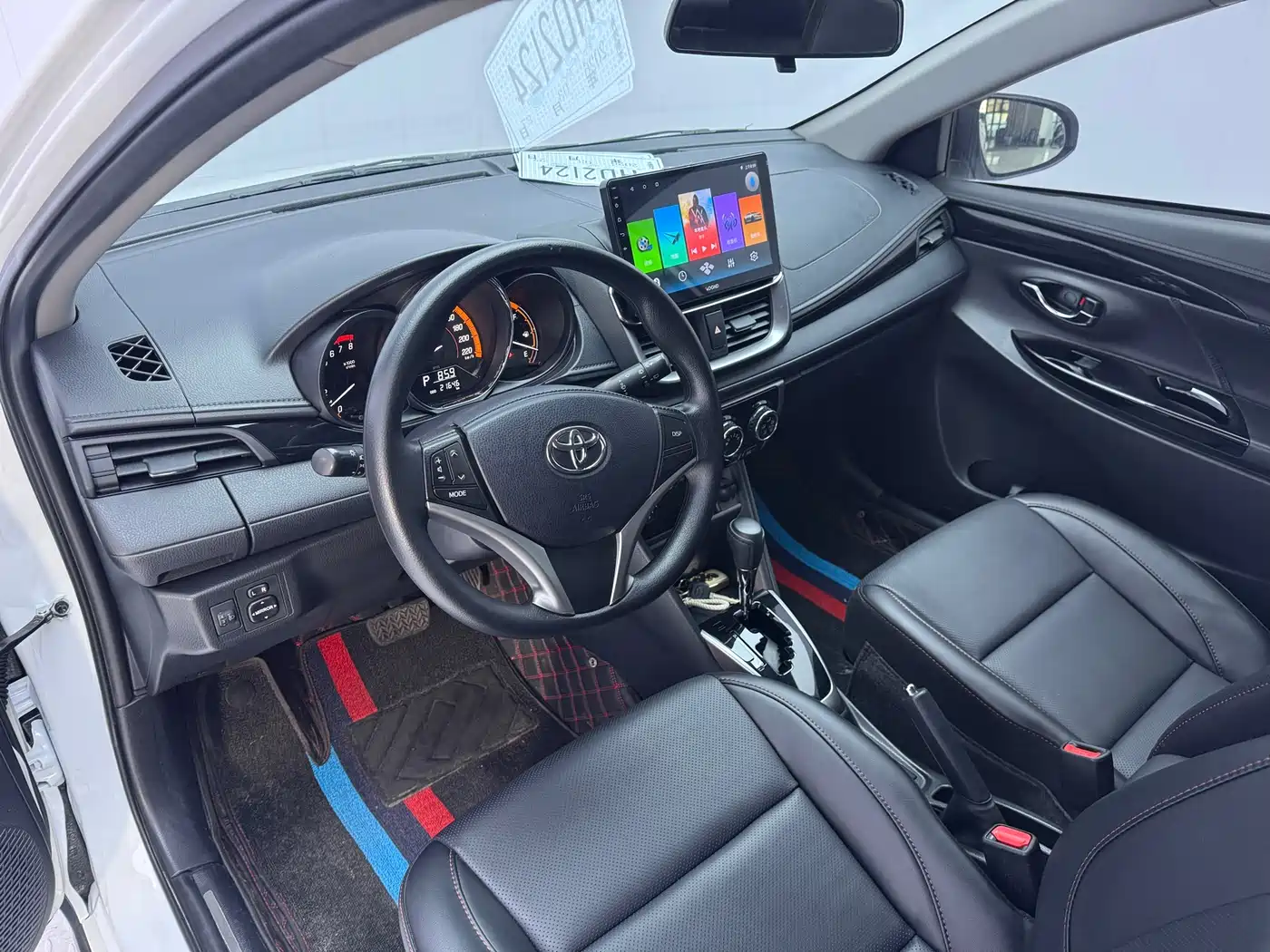 TOYOTA YARIS L ZHIXUAN