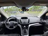 Фото 14 - Ford Kuga
