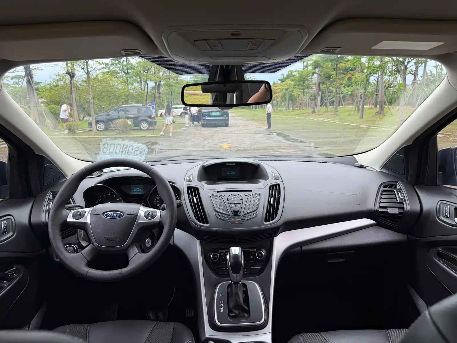 Фото 14 - Ford Kuga