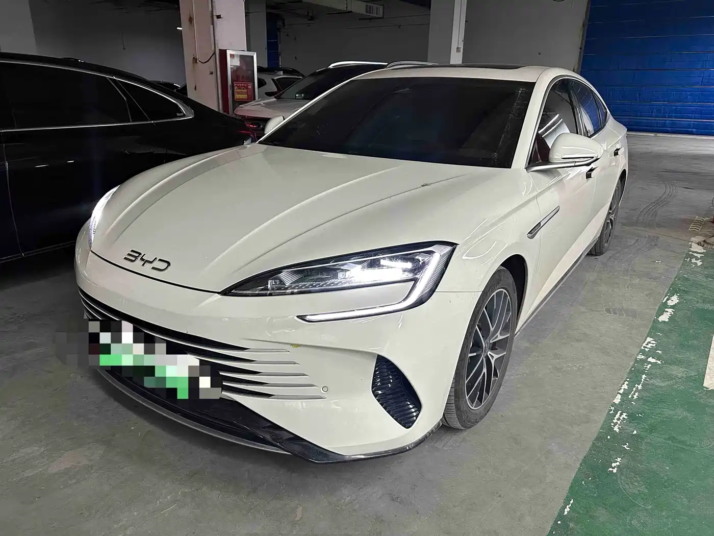 BYD Seal 07 DM-i 2025
