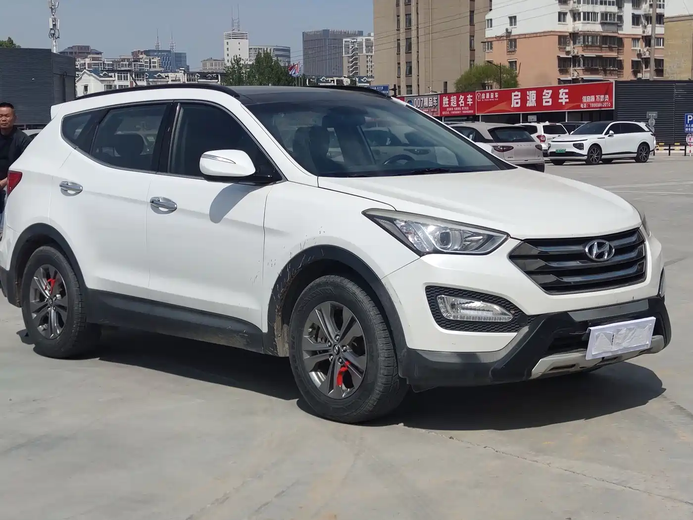 Hyundai Santa Fe 2013 2013 Model 2.4L Automatic 2WD Smart