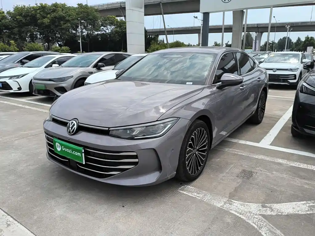 Volkswagen Passat 2025 Pro 380TSI Dragon Prestige Edition