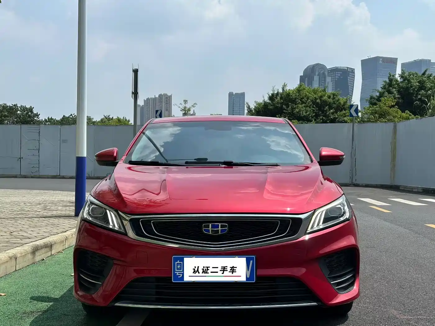 Фото 2 - Geely Binrui