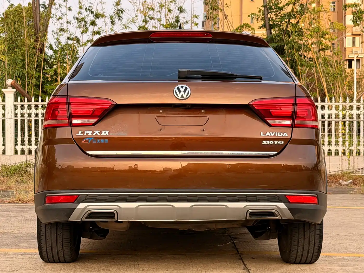 Volkswagen Gran Lavida 2018 2017 230TSI DSG Luxury Edition