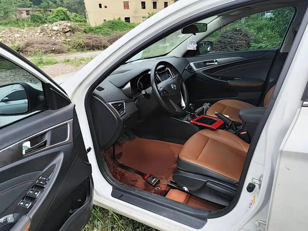 Photo 16 - Changan Eado