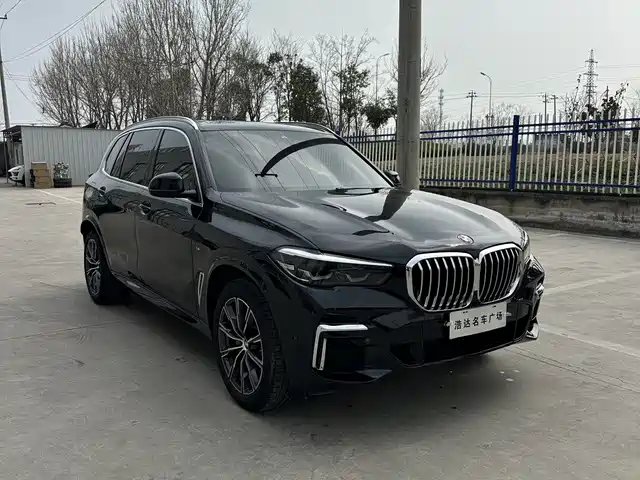 BMW X5 2022 Model xDrive 40Li M Sport Package