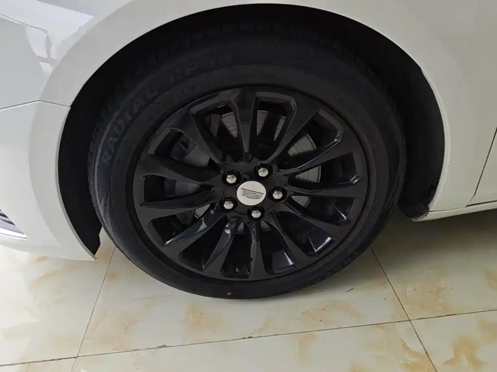 Photo 23 - Cadillac XTS