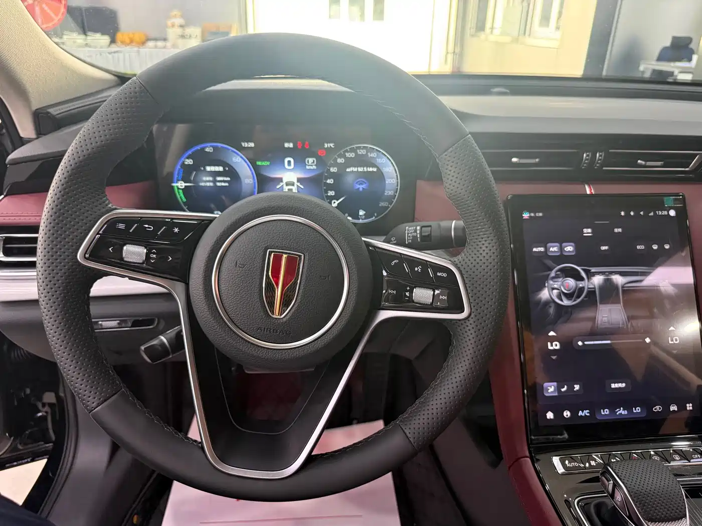 Hongqi H5 PHEV 2026 2025 130 Super Hybrid Edition