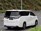 Фото 6 - Toyota Vellfire