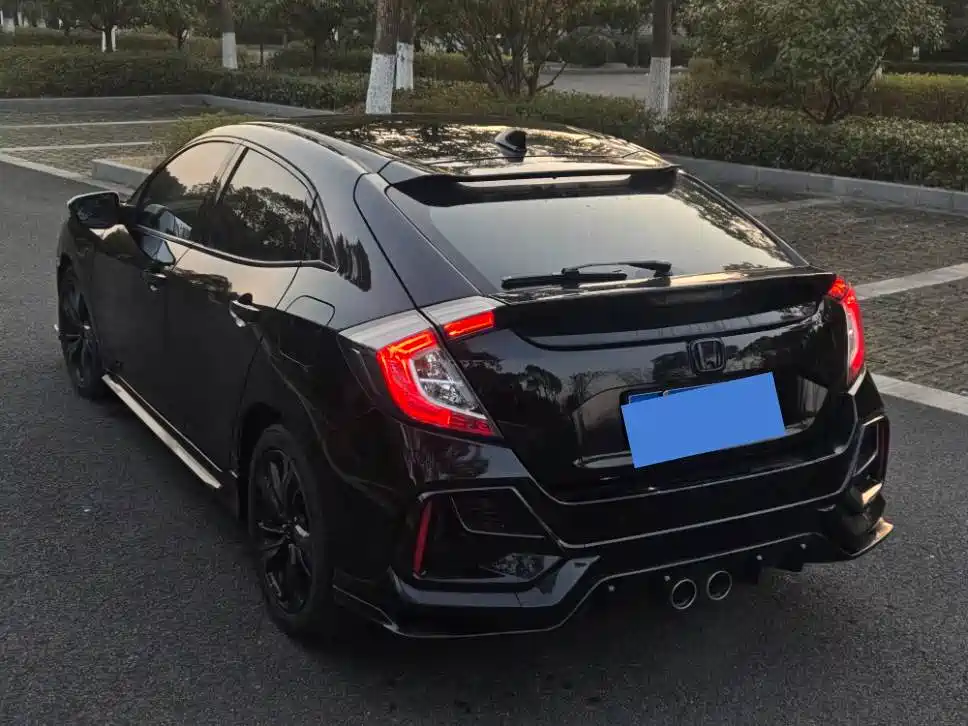 Honda Civic 2021 HATCHBACK 220TURBO Manual Driving Fun Controller фото 5