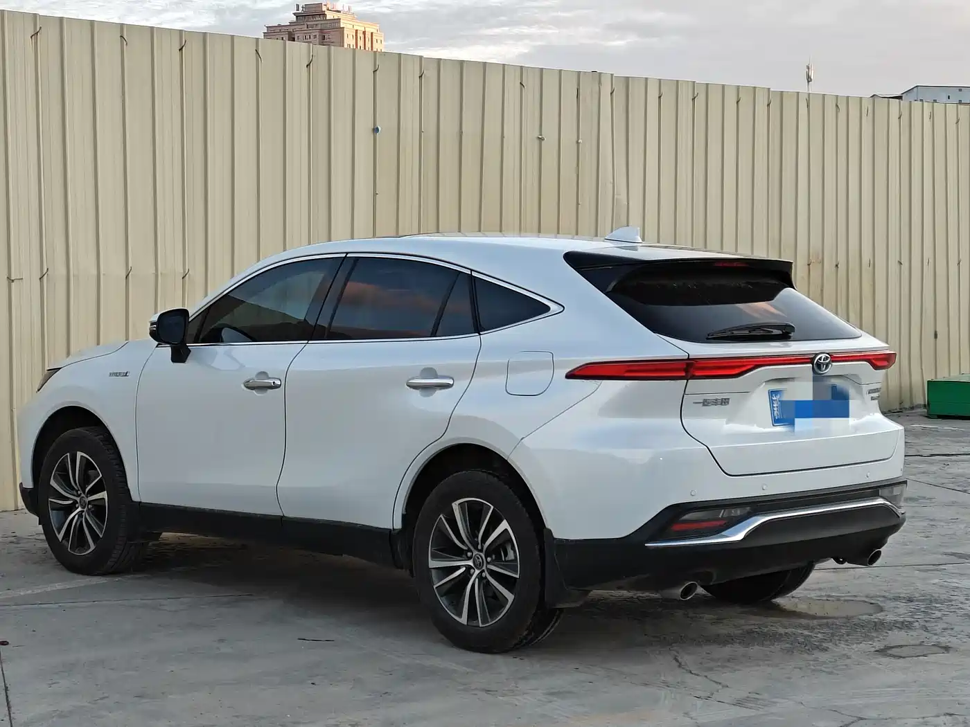 TOYOTA LING FANG HARRIER