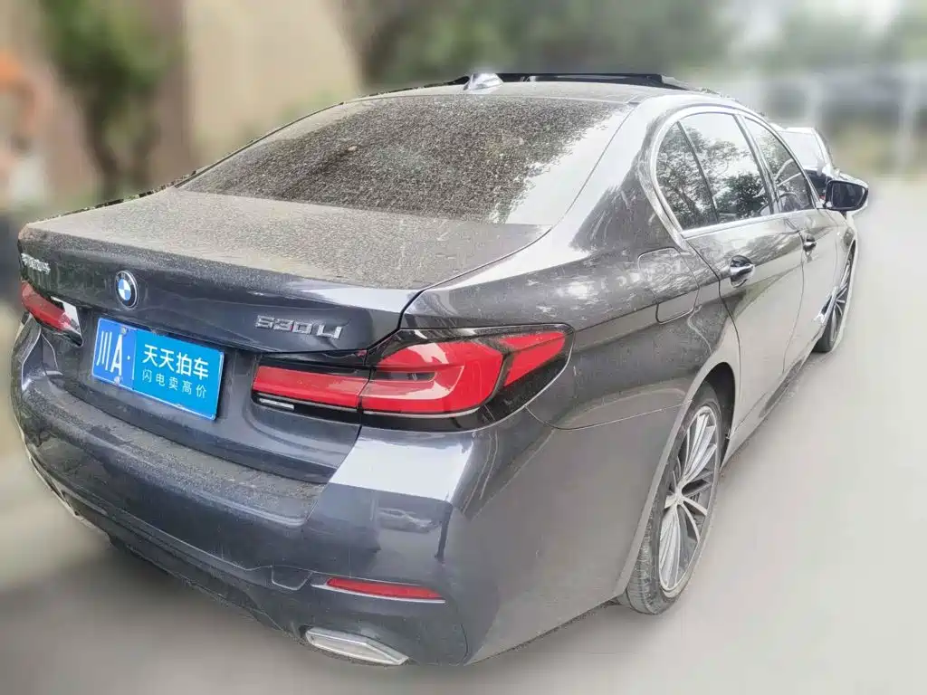 Фото 2 - BMW 5 Series