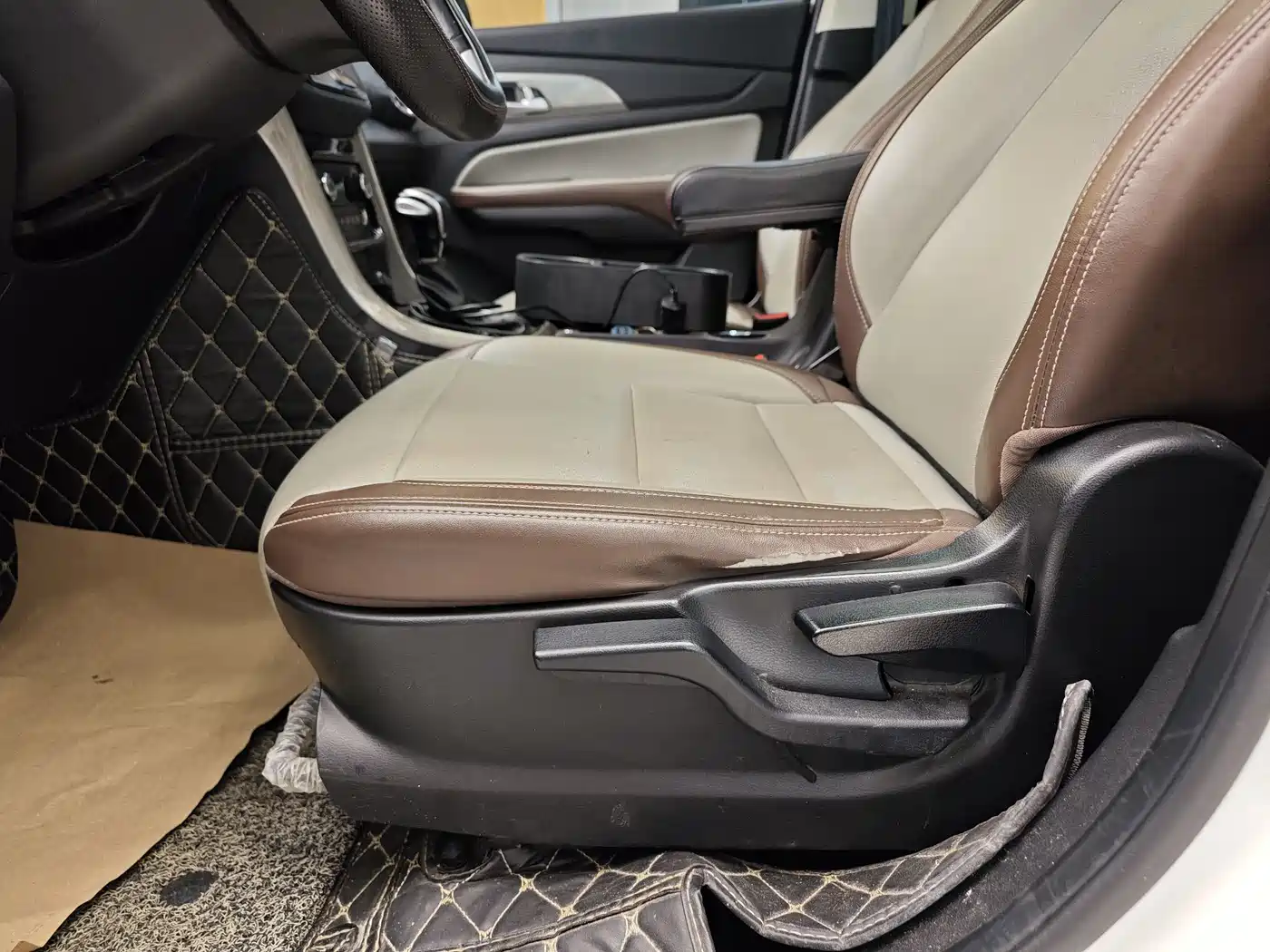 BAIC Huansu S5 2018 2017 1.3T CVT Luxury