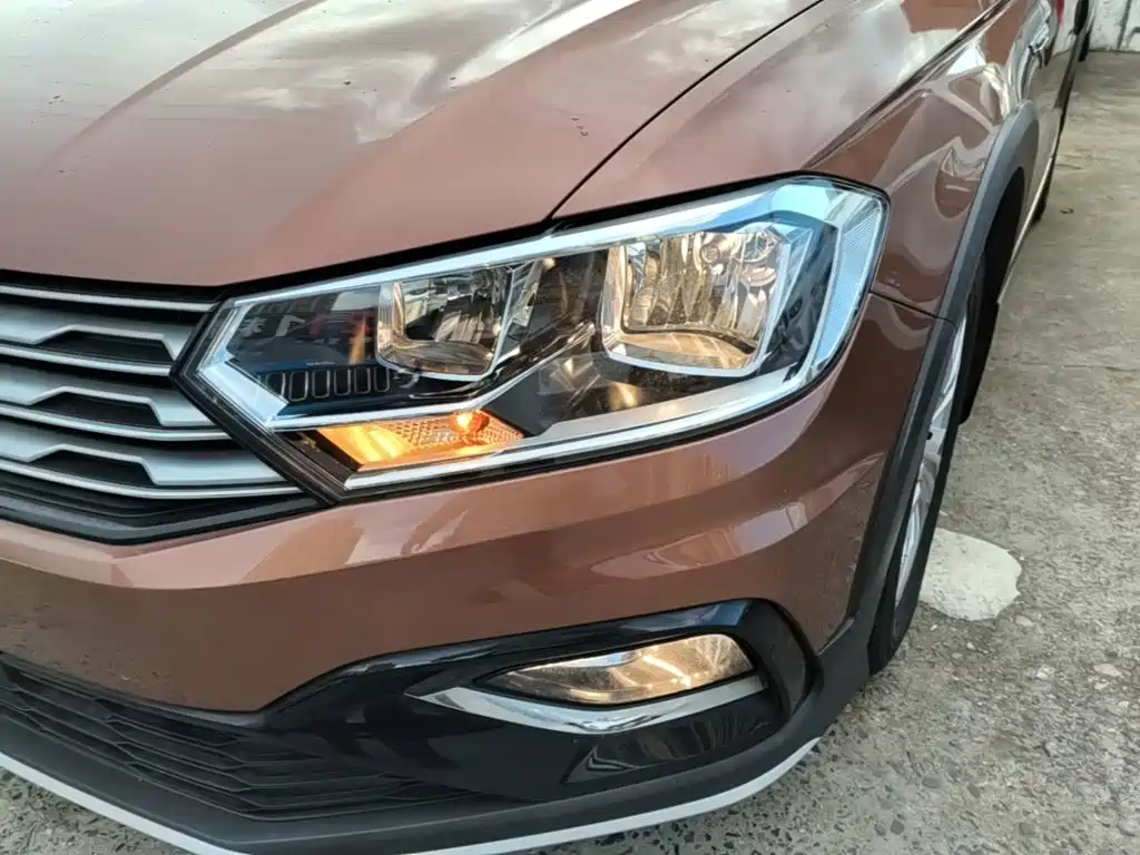 Volkswagen C-TREK 2017 2017 230TSI DSG Comfort