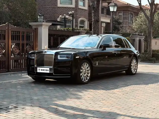 rolls-royce phantom