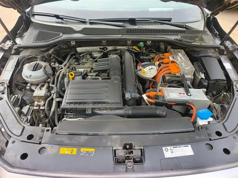 Volkswagen Passat New Energy 2022 430PHEV Hybrid Luxury Edition фото 10