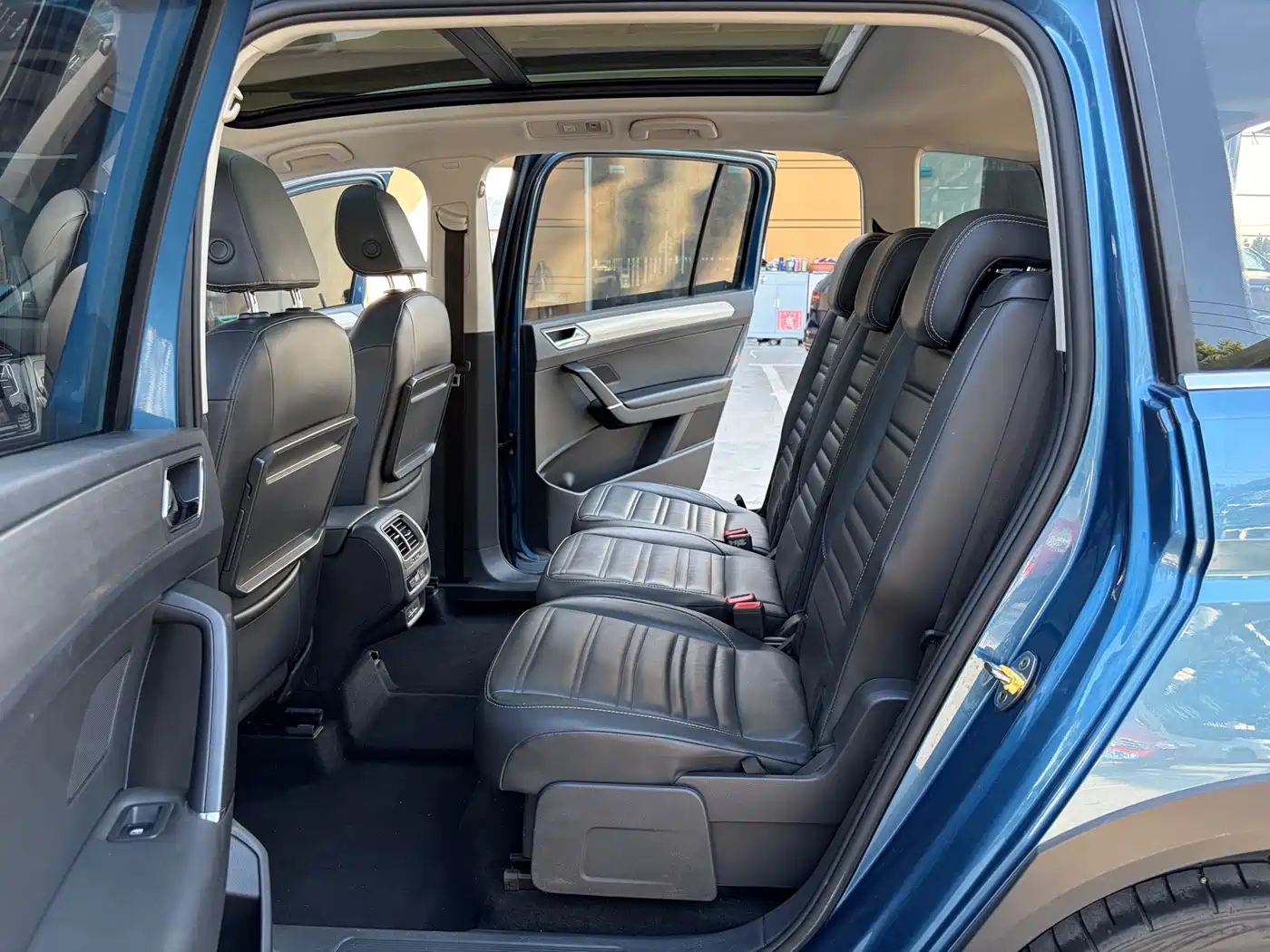 Volkswagen Touran 2021 2021 Touran L 280TSI DSG Cross Edition 7-seater