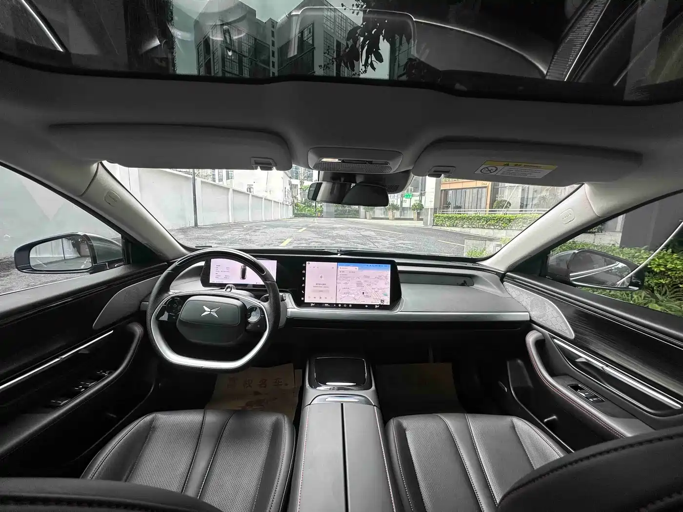 Фото 21 - XPeng P7