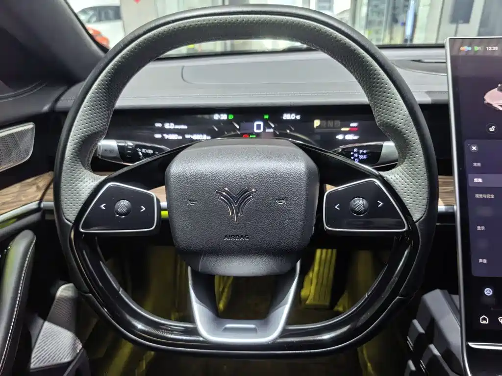 Nezha Auto Nezha S 2024 2024 Model Pure Electric 520km RWD Lite Edition