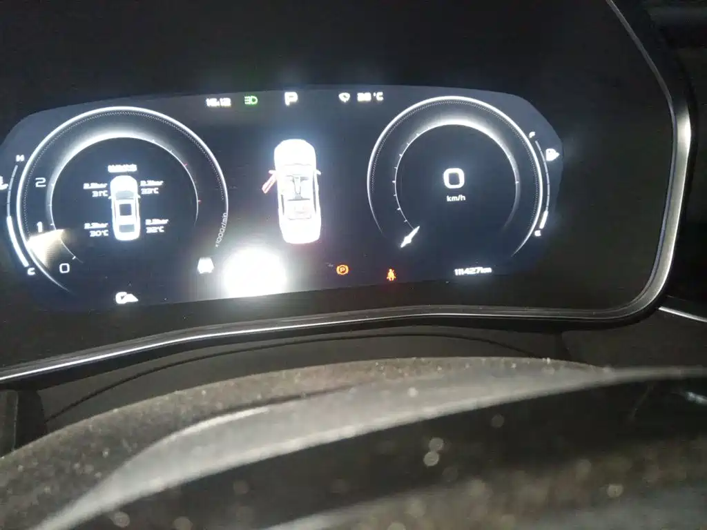 Фото 8 - Geely Preface
