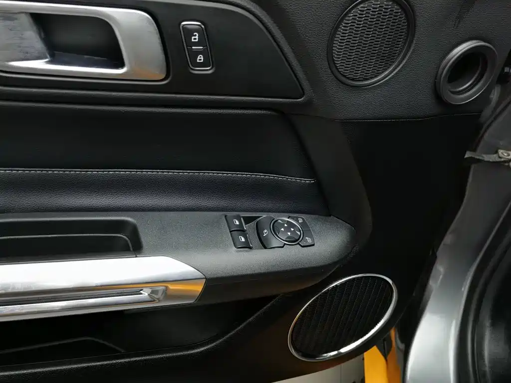 Ford Mustang, миниатюра 9