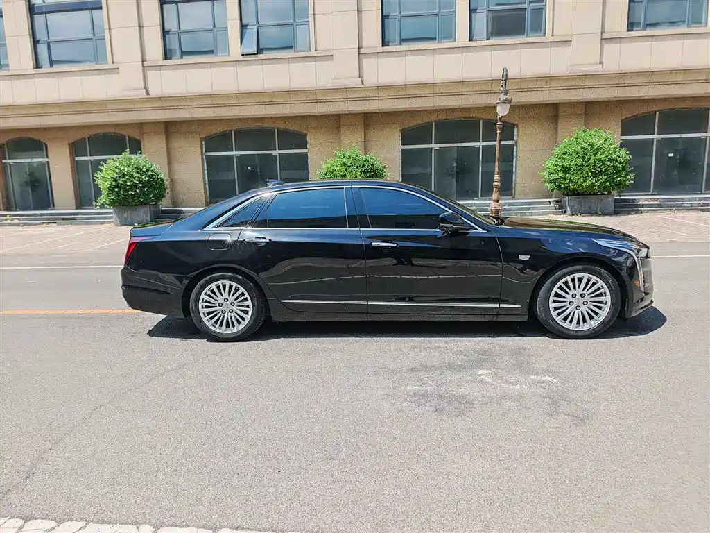 Cadillac CT6 2022 28T Luxury фото 4