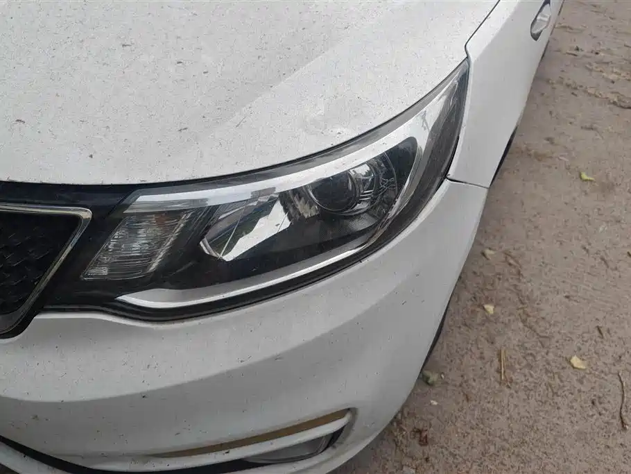 Kia K2 2015 Sedan 1.4L MT GLS фото 5