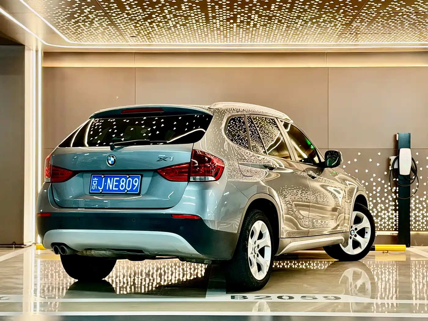 BMW X1 (Import) 2010 2010 xDrive25i