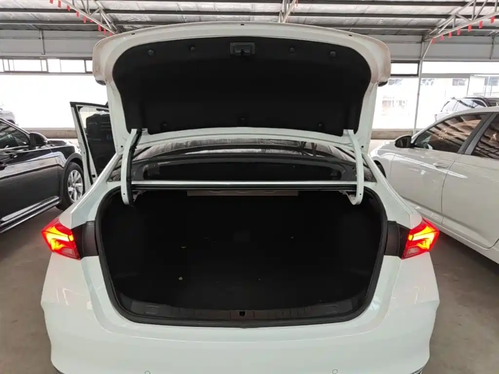 Buick Verano 2023 Pro Joy Edition фото 19