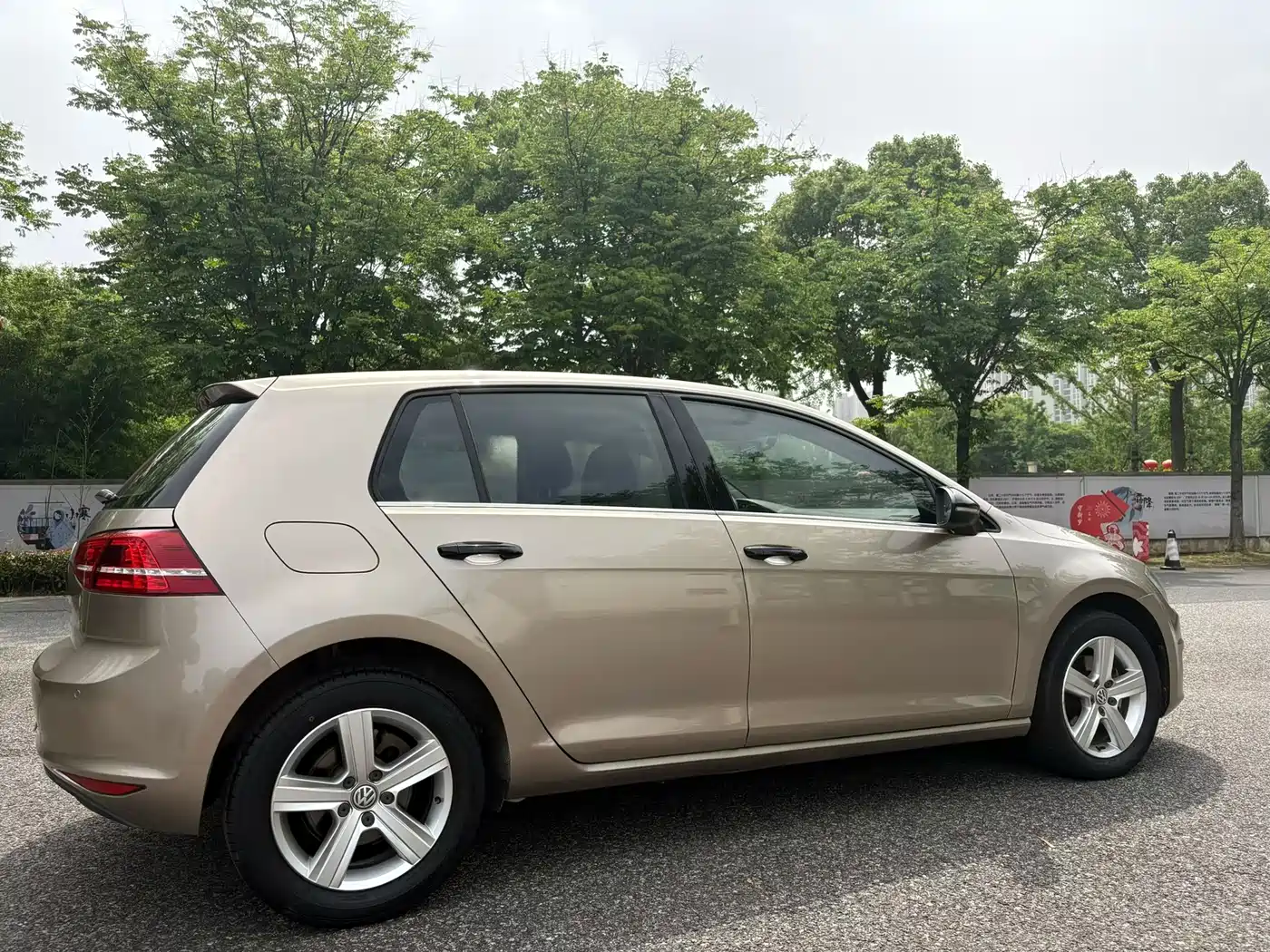 Volkswagen Golf 2016 230TSI Automatic Comfort фото 4