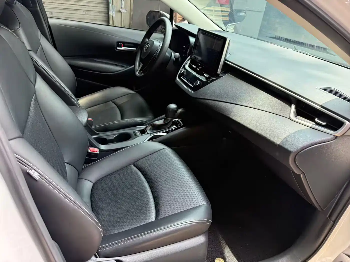 Toyota Corolla 2021 1.2T S-CVT Elite PLUS Edition фото 5