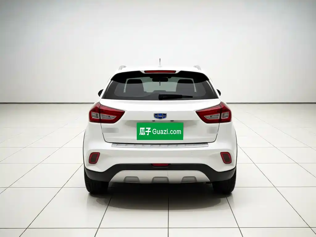 Фото 3 - Geely Vision X3