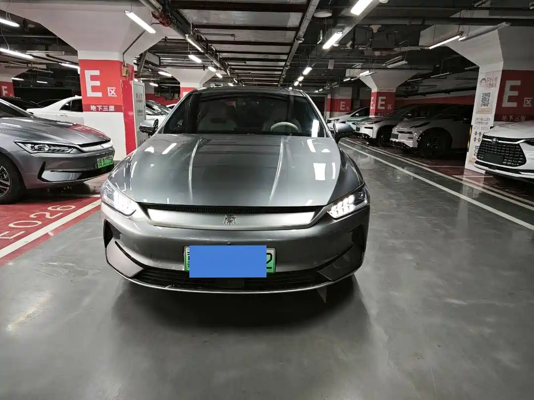 BYD Qin PLUS 2024 Glory Edition EV 510KM Surpass фото 2