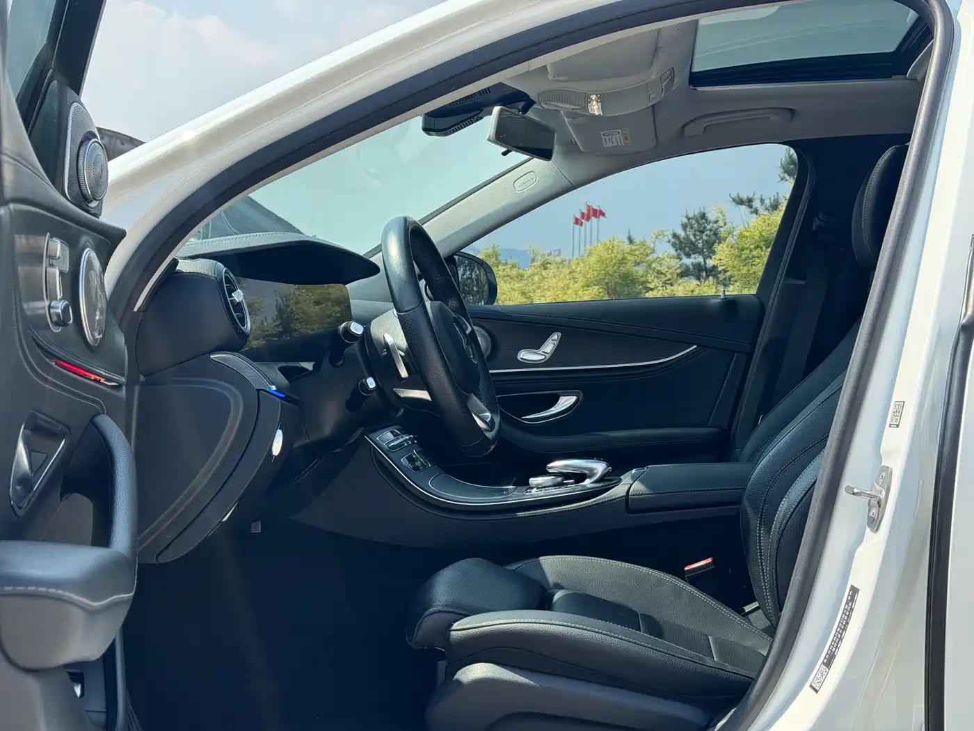 Mercedes-Benz E-Class 2018 Facelift E 200 L Sport фото 6