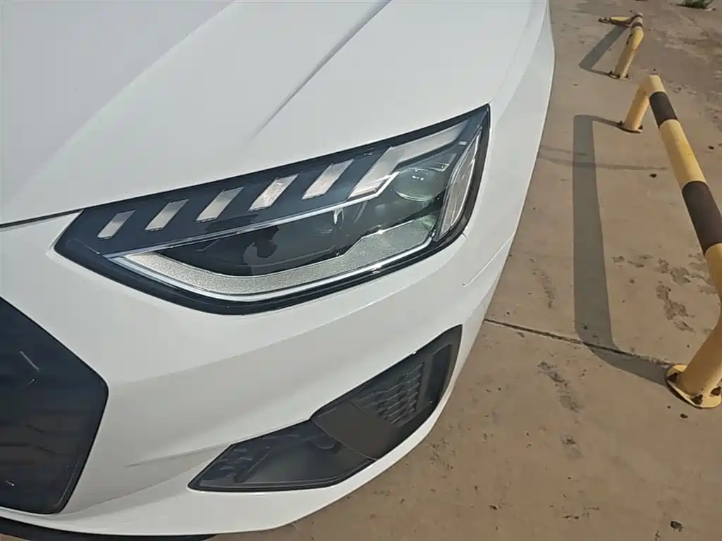 Audi A4L 2023 40 TFSI Luxury Sport фото 24