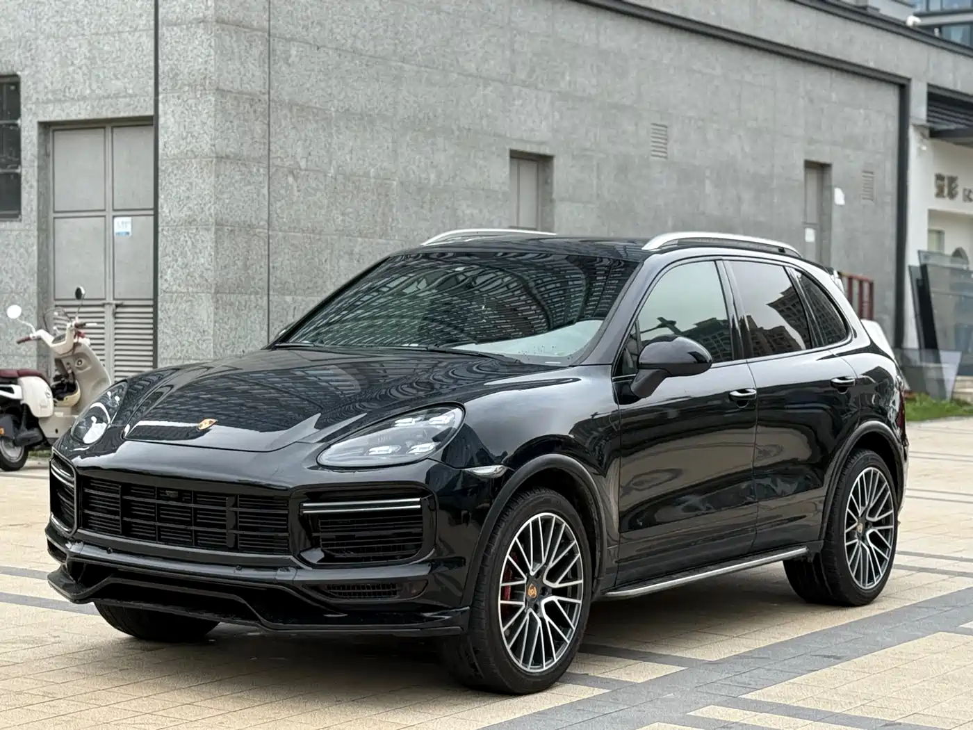 Porsche Cayenne 2014 Cayenne Platinum Edition 3.0T