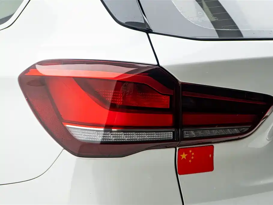 BMW X1 2021 sDrive25Li Leading фото 11