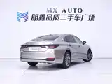 Фото 7 - Lexus ES