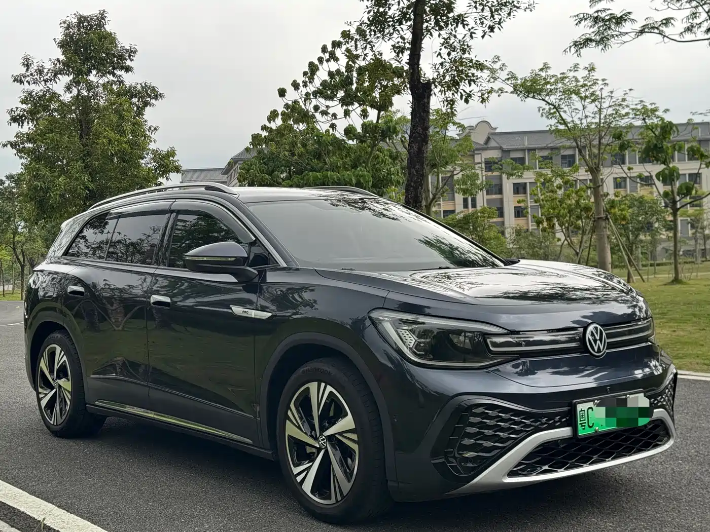 Volkswagen ID.6 CROZZ 2022 Long Range Lite PRO Version фото 3