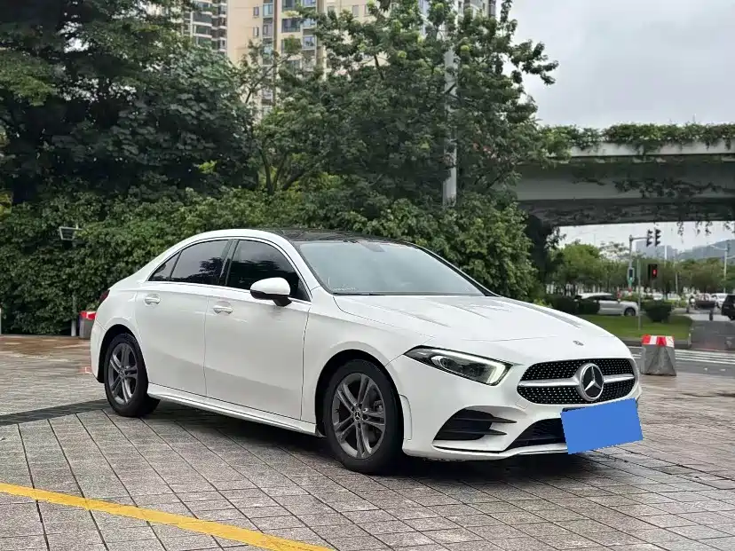 Фото 3 - Mercedes-Benz A-Class