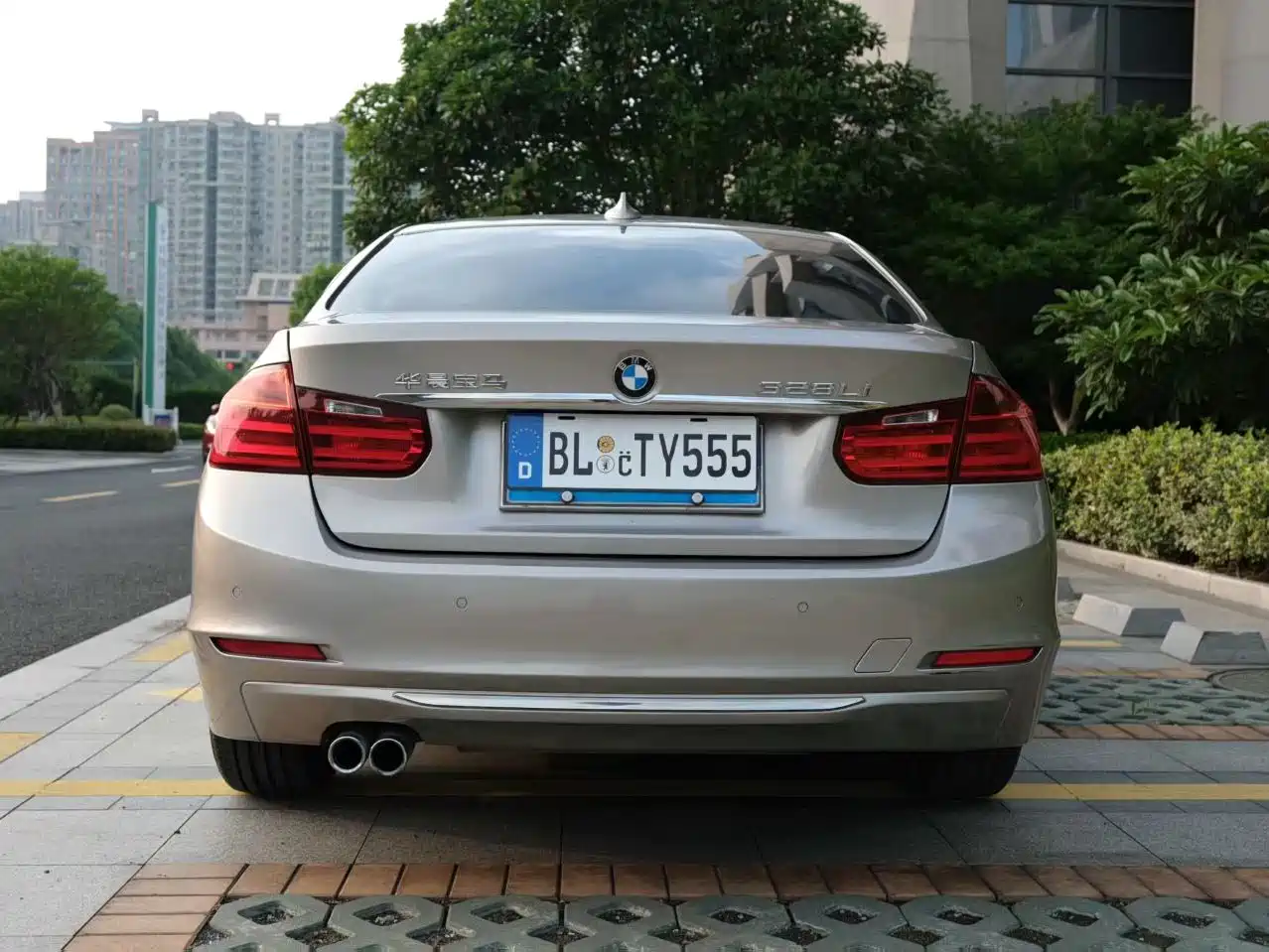 BMW 3 Series 2015 328Li Fashion фото 9