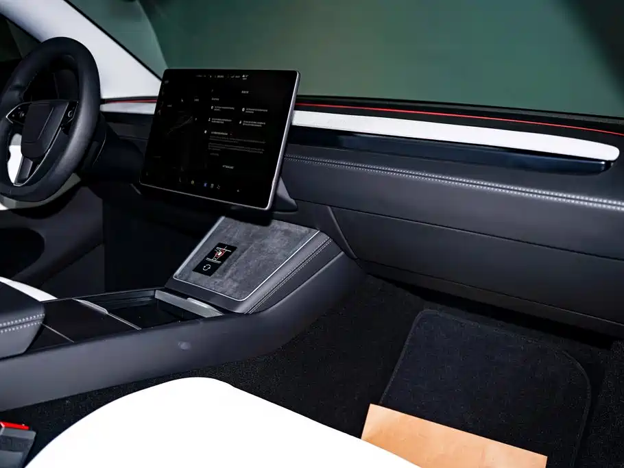 Tesla Model Y 2026 2025 Rear-Wheel Drive