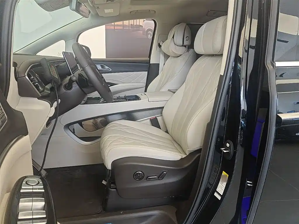 Denza D9 2025 Model DM-i Smart Drive Edition 1020 AWD Flagship фото 15