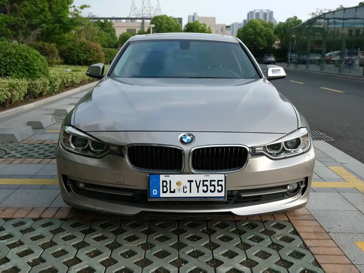 BMW 3 Series 2015 328Li Fashion фото 2