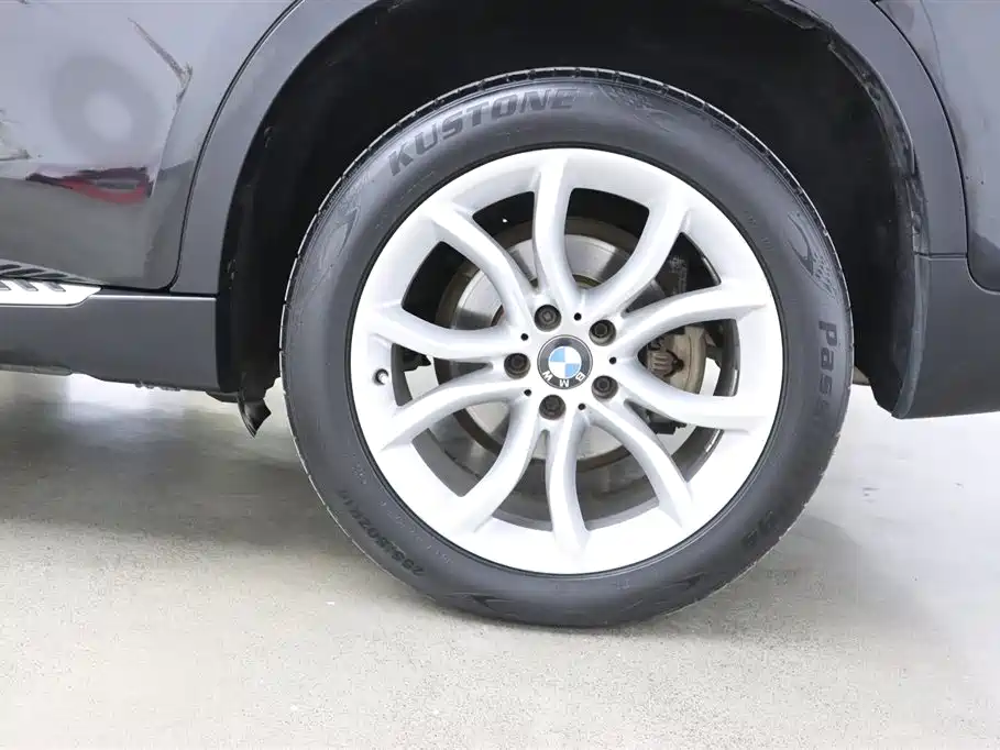 BMW X6 2015 xDrive35i Leading Type фото 35