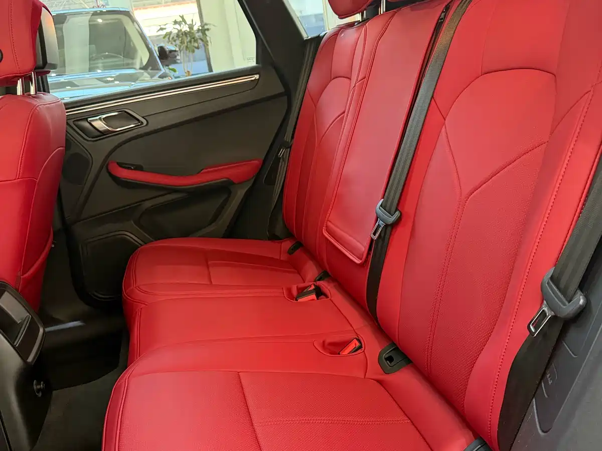 Porsche Macan 2014 Macan 2.0T фото 11