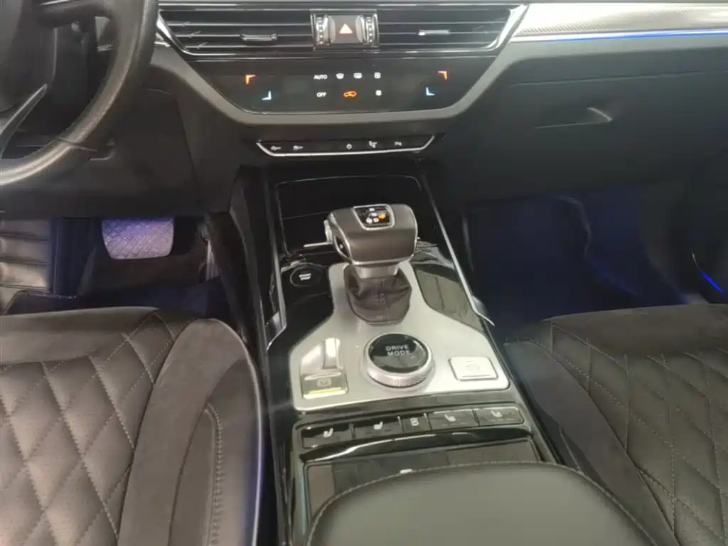 Hongqi HS5 2019 2.0T Smart Connect Enjoy Edition фото 7