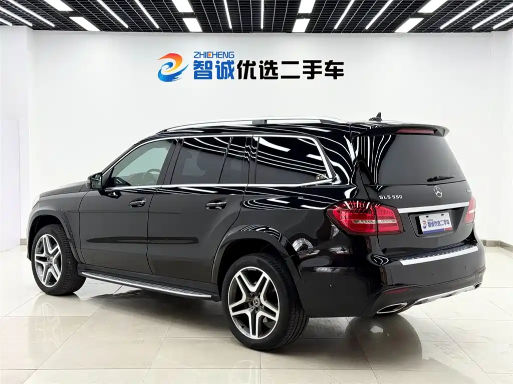 Mercedes-Benz GLS 2018 Facelift GLS 400 4MATIC Luxury фото 24