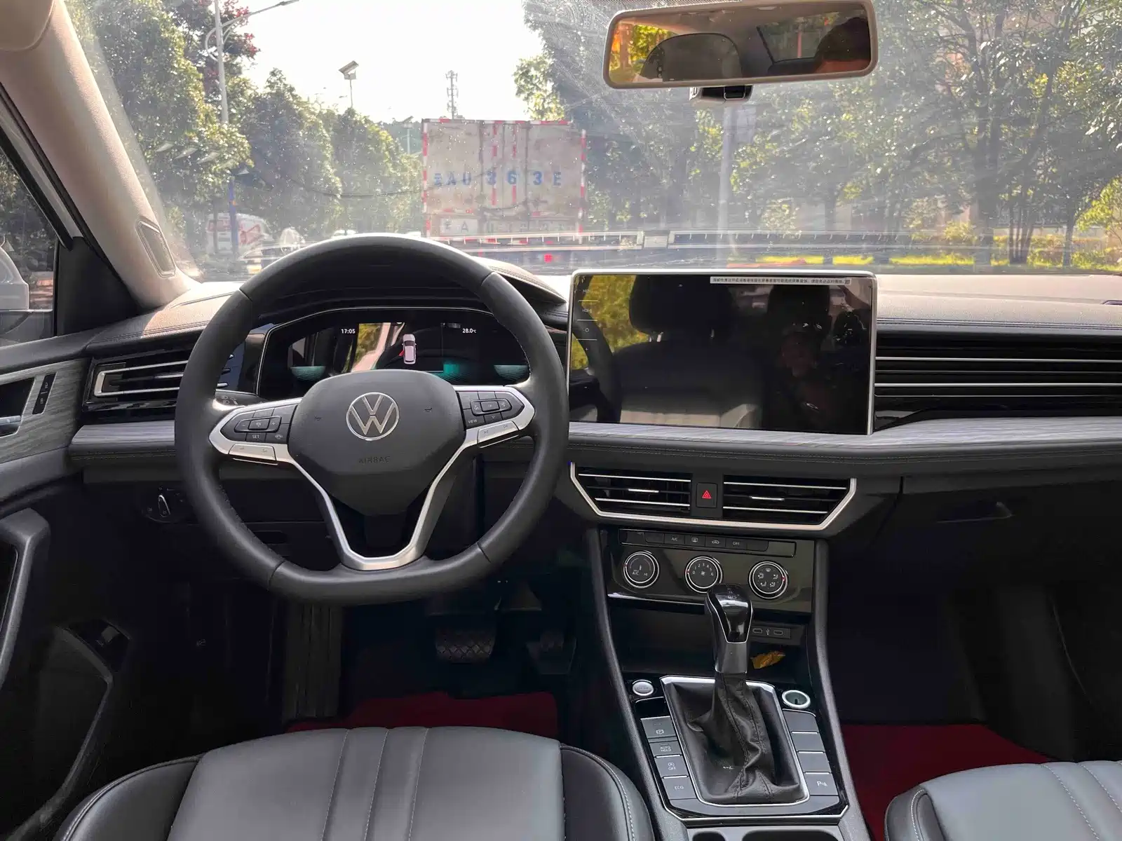 Фото 21 - Volkswagen Sagitar