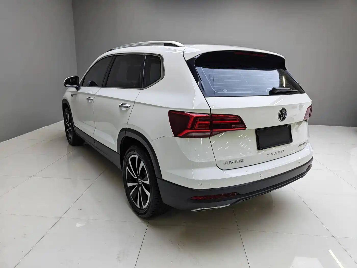 Volkswagen Tharu 2022 280TSI FWD Luxury Edition фото 5